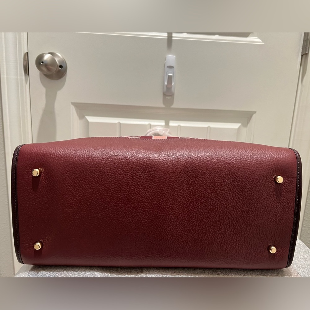 NWT Coach Dempsey Tote 40 - Picture 3 of 9